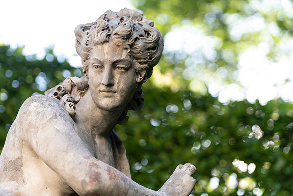 Bild: Figur im Schlosspark