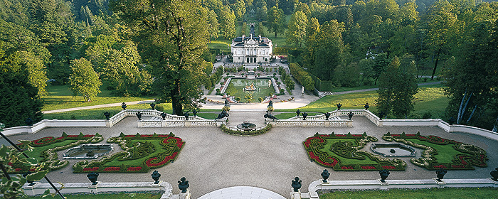 Picture: View from the terrace gardens to the palace