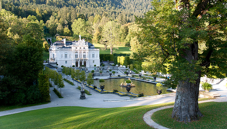 Bild: Schloss und Park Linderhof Veronika Freudling